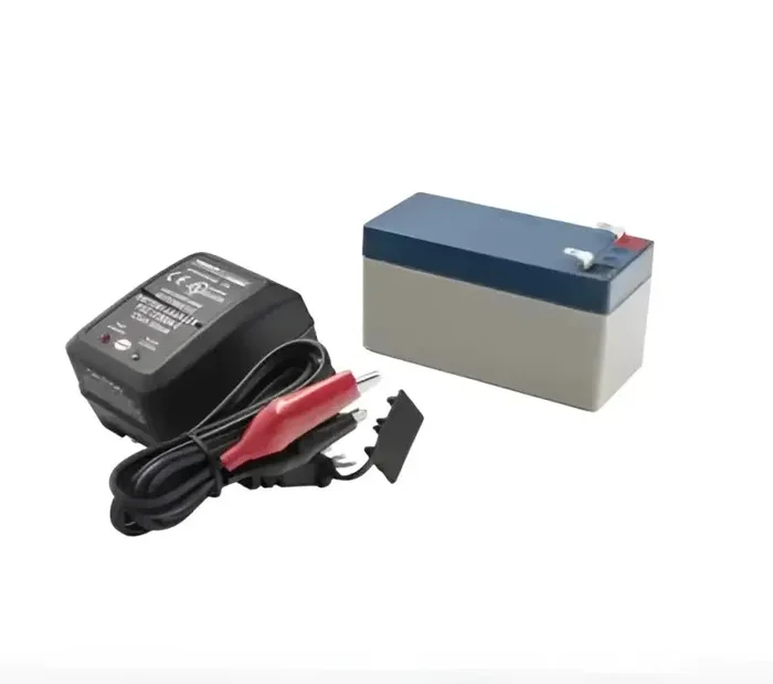 Auto Meter 9217 Battery Charger for 12 Volt Autometer Products